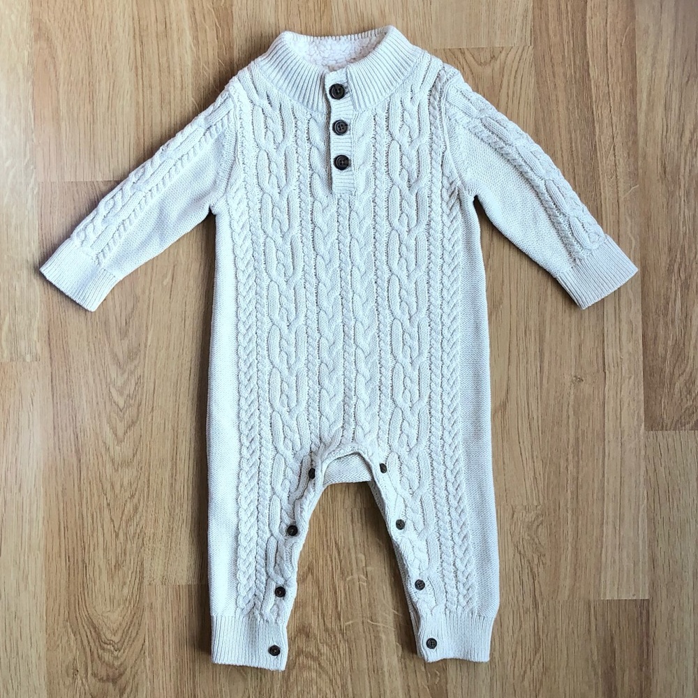 ☘️ EUC GAP Baby Cable Knit/Irish Knit Sweater One Piece-Cream with Brown Buttons